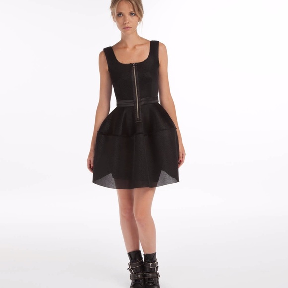 Maje Dresses & Skirts - MAJE Honeycomb Puffball Dress